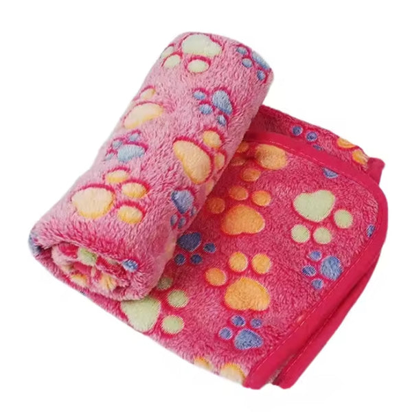 Soft Plush Pet Blanket for Dogs & Cats – Washable Cozy Fleece Blanket